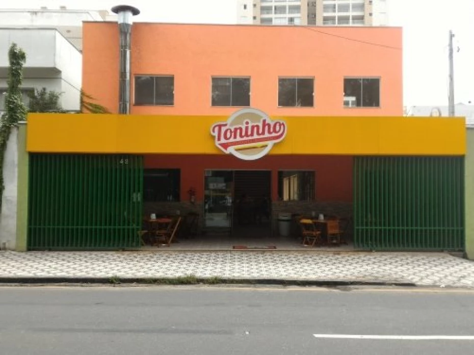 Foto 1:  — Toninho Restaurante e Lanchonete